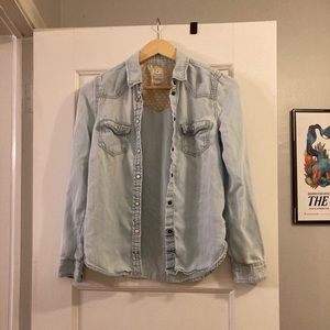 American Eagle Vintage Boyfriend Jean shirt